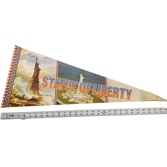 Statue of Liberty VINTAGE Felt Pennant Large 30" x 12" Late 1970's - Picture 1 of 9